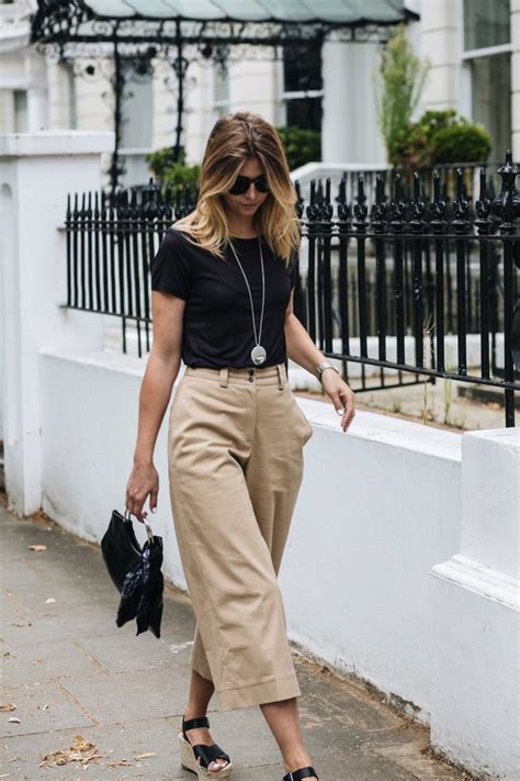 Beige Culottes Outfits (25 ideas & outfits) .